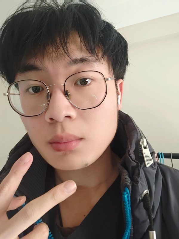 俊哒哒哒的第一张照片--岳阳相亲服务中心