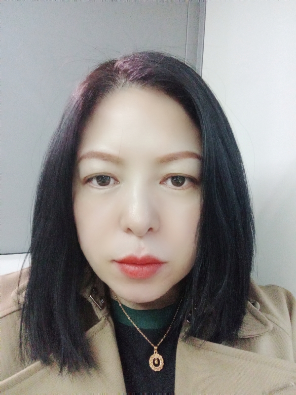 尘颜的第一张照片--岳阳相亲服务中心