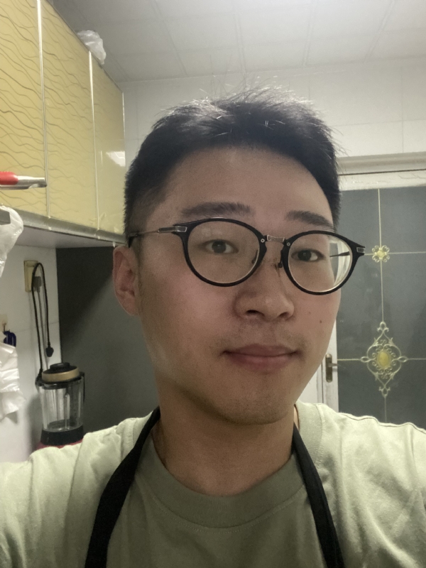 何方妖孽的第一张照片--岳阳相亲服务中心