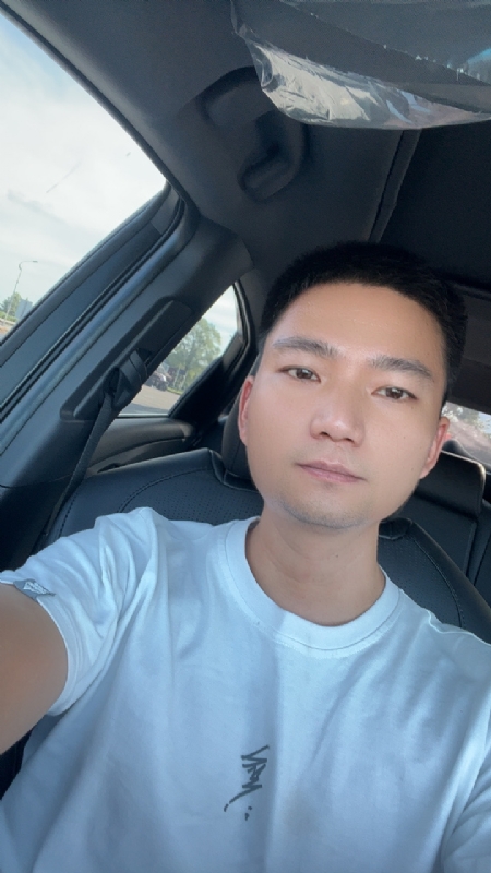 小江的第二张照片--岳阳相亲服务中心