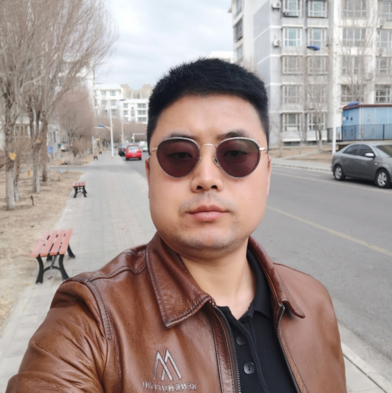 月下听风的第一张照片--岳阳相亲服务中心