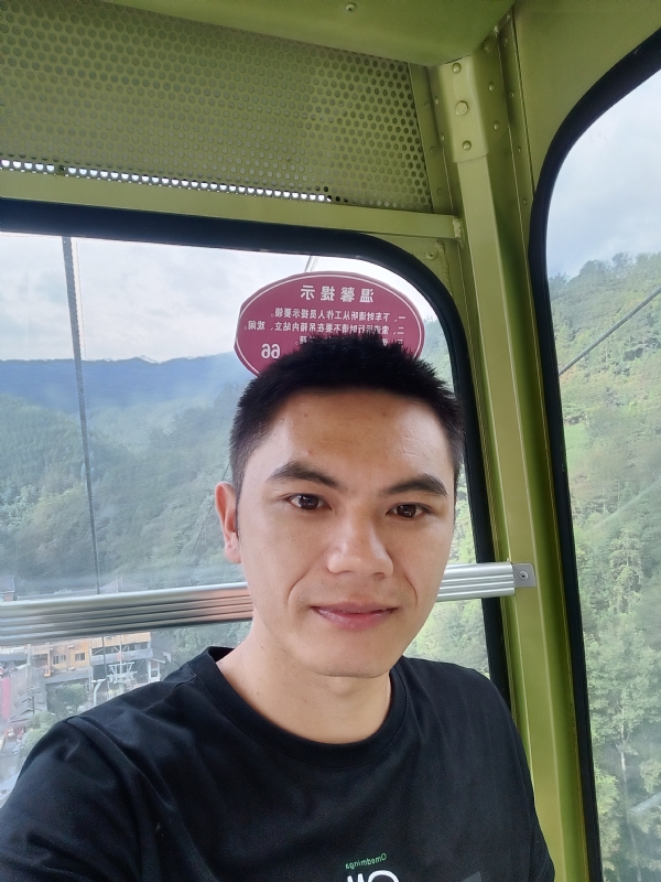 小鱼的第一张照片--岳阳相亲服务中心