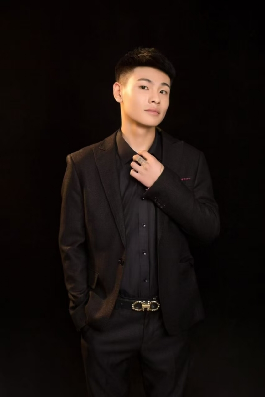 刘小船的第一张照片--岳阳相亲服务中心