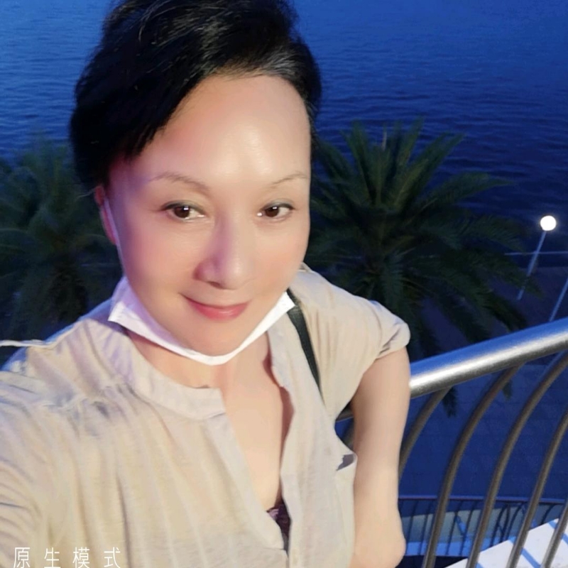 hong的第一张照片--岳阳相亲服务中心