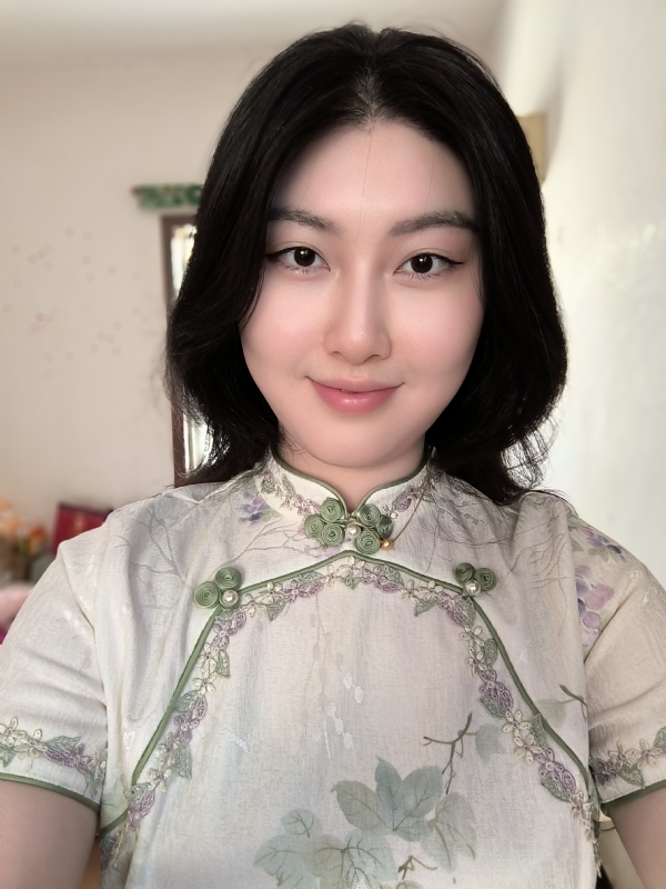 梅莱的第一张照片--岳阳相亲服务中心