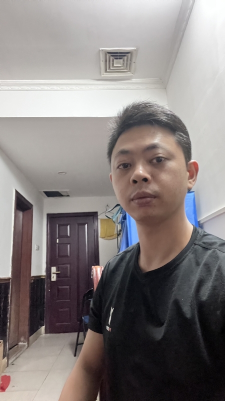 飞天猪的第一张照片--岳阳相亲服务中心