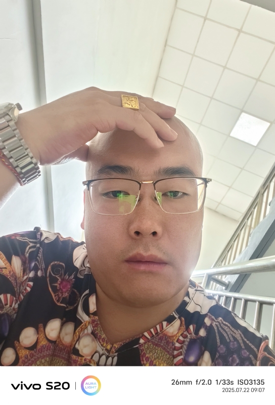 一生诺言的第五张照片--岳阳相亲服务中心