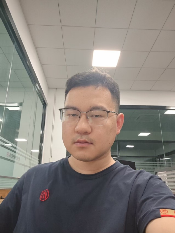 雨落浅响的第一张照片--岳阳相亲服务中心