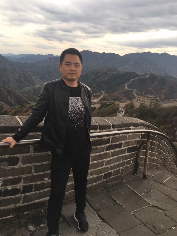海阔天空的第一张照片--岳阳相亲服务中心