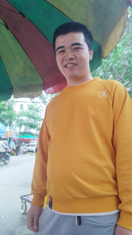 海中寻花柳的第一张照片--岳阳相亲服务中心