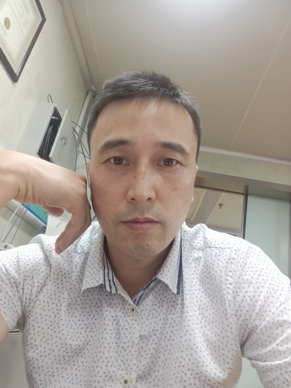 笑看一切的第三张照片--岳阳相亲服务中心