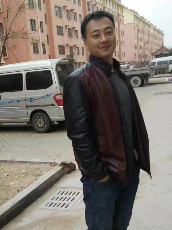 云淡风轻的第一张照片--岳阳相亲服务中心