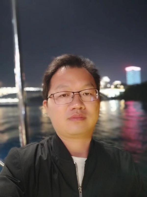 祝你平安的第一张照片--岳阳相亲服务中心