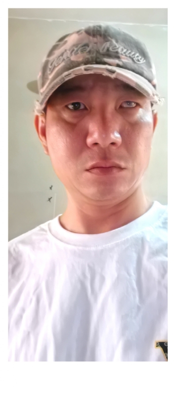 小心做人的第三张照片--岳阳相亲服务中心