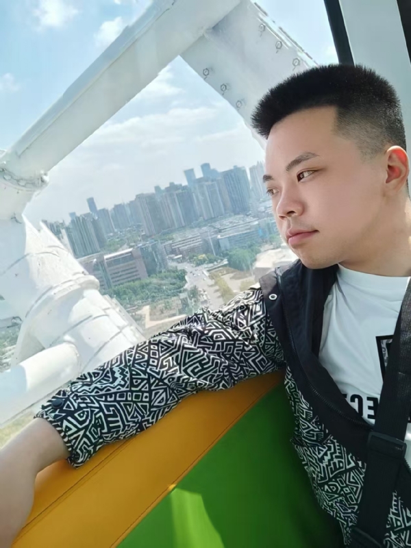 唐山相亲的第三张照片--岳阳相亲服务中心