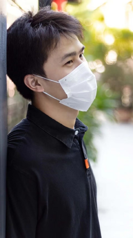 康庆浩的第一张照片--岳阳相亲服务中心