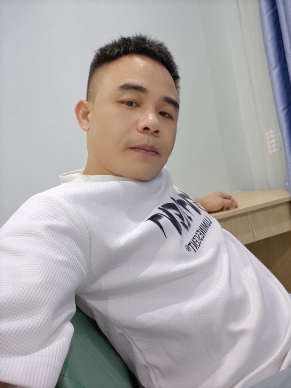 下一站的我的第二张照片--岳阳相亲服务中心