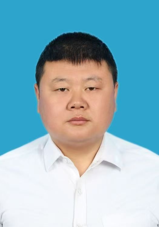 井底之蛙的第一张照片--岳阳相亲服务中心