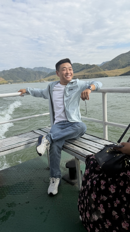 烟花易笑的第二张照片--岳阳相亲服务中心