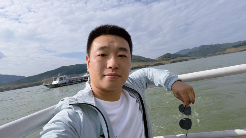 烟花易笑的第四张照片--岳阳相亲服务中心