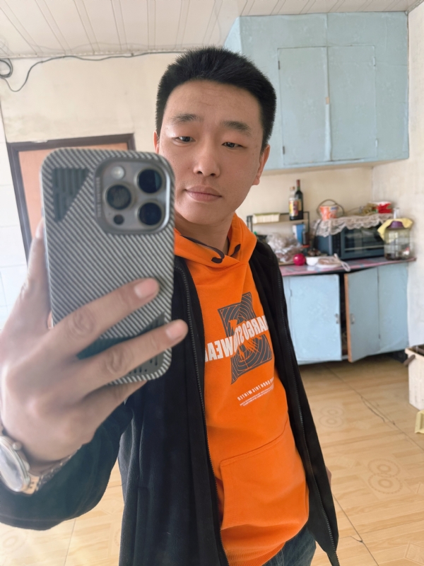 烟花易笑的第五张照片--岳阳相亲服务中心