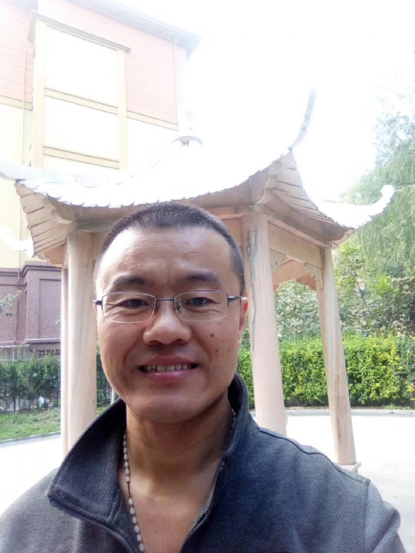 撸起袖子加油干的第一张照片--岳阳相亲服务中心