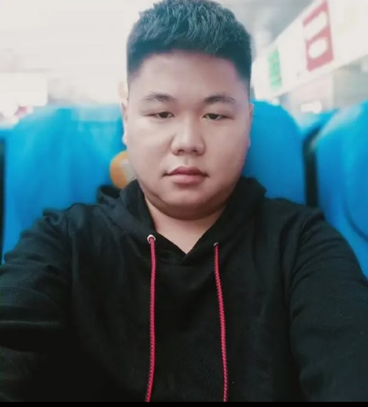 黄斌的第二张照片--岳阳相亲服务中心