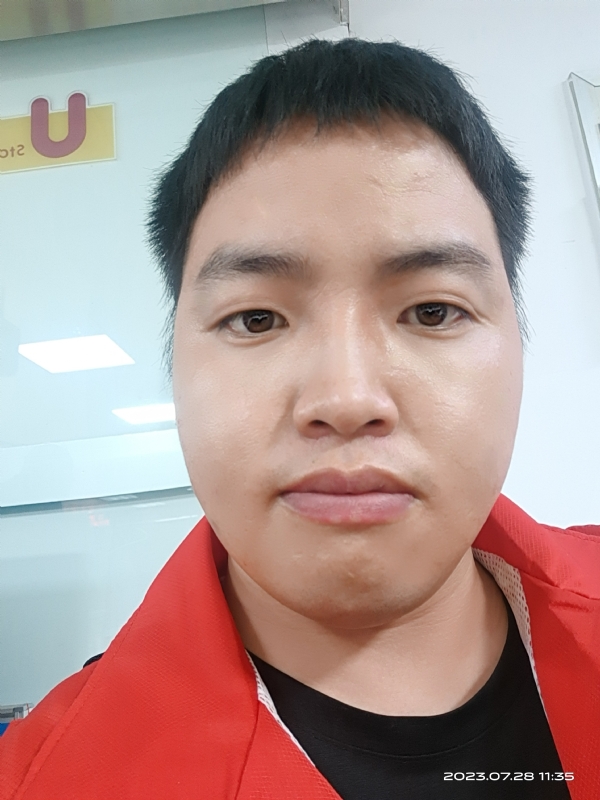 匆忙的第二张照片--岳阳相亲服务中心