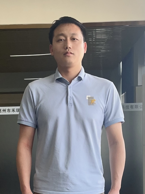 鹊桥的第一张照片--岳阳相亲服务中心