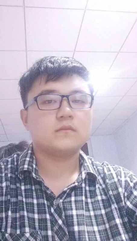 颜色不一样的黄的第一张照片--岳阳相亲服务中心