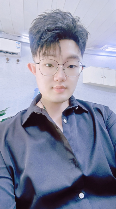 赵财进宝的第二张照片--岳阳相亲服务中心