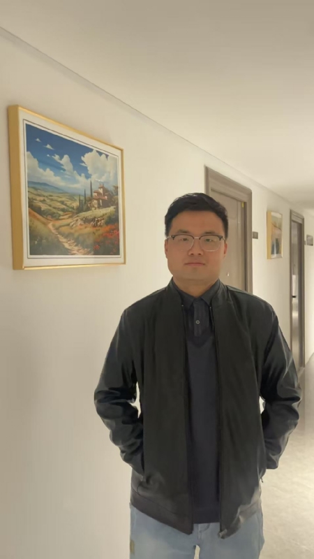 半瓶子的第二张照片--岳阳相亲服务中心