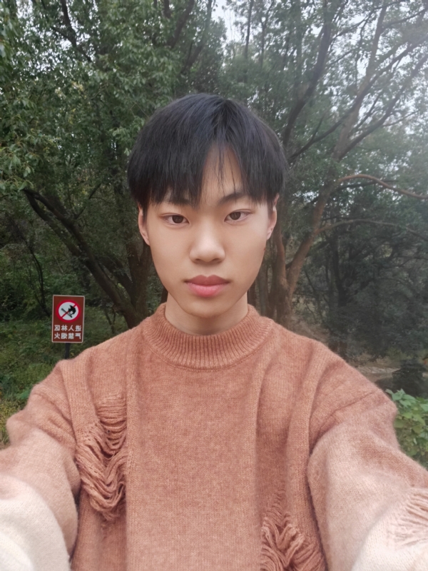 祤辰的第一张照片--岳阳相亲服务中心