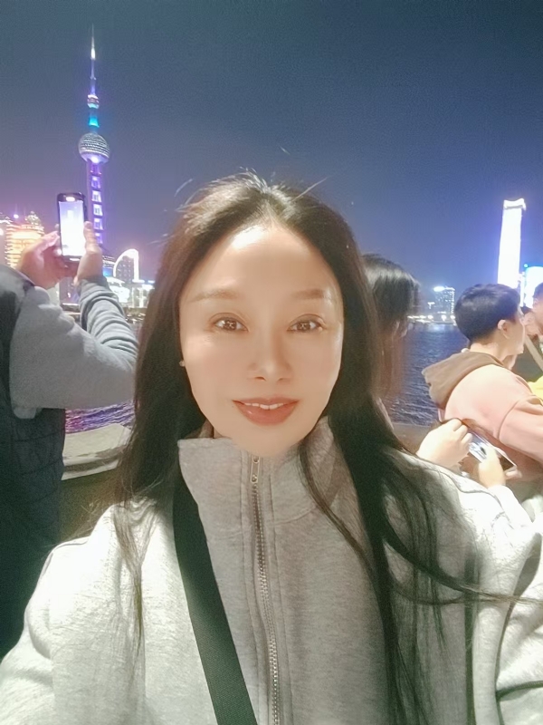 宁倩的第二张照片--岳阳相亲服务中心